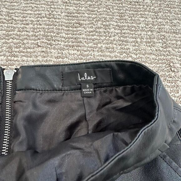 Lulus black faux leather miniskirt going out party club date night small - Picture 3 of 6